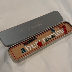 NWT Abercrombie & Fitch Logo Pin Set in Silver Tin